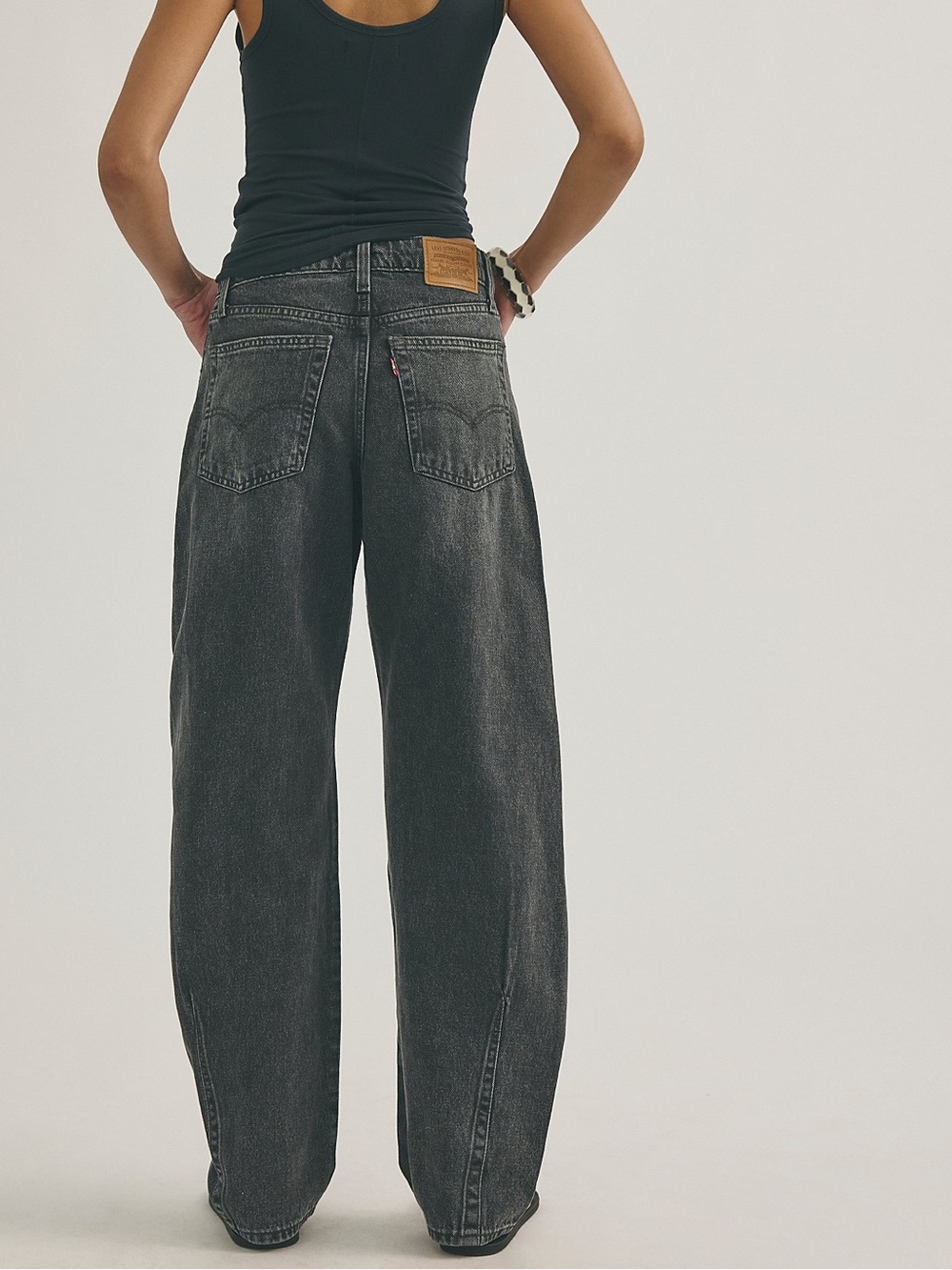 Levi’s Baggy Dad Barrel Jean